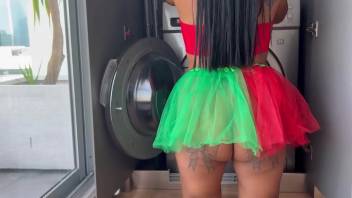 Stepdaughter gets fucked while stuck in the washing machine